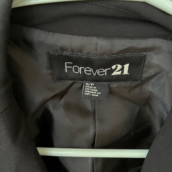Forever 21 Black Blazer, Size Small - Picture 4 of 5
